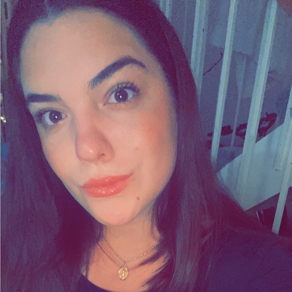 Meet your Posher, Skylar